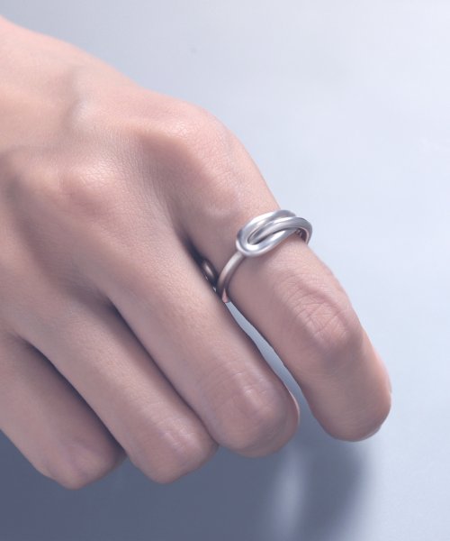 MAISON mou(メゾンムー)/【YArKA/ヤーカ】entwined curvaceous design ring [ducube heyt] / 絡み合う曲線美デザインリング/img08