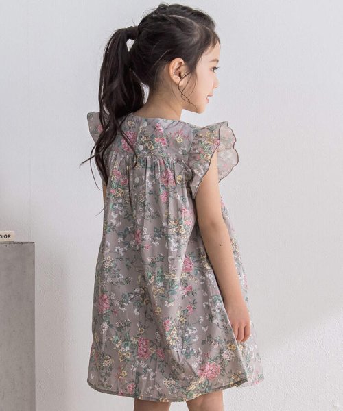 BeBe Petits Pois Vert(ベベ プチ ポワ ヴェール)/花柄スモッキングワンピース(95~150cm)/img04