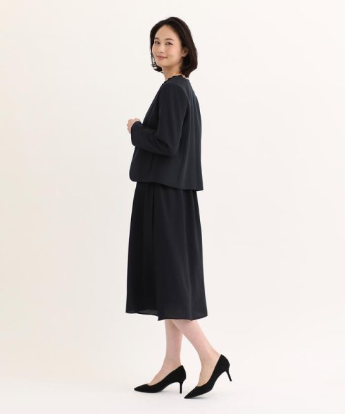 ノーカラージャケット 