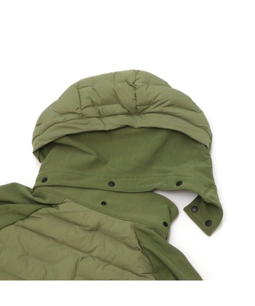 日本正規品 ブリーフィング ゴルフ ウェア 冬 秋 BRIEFING GOLF ダウンジャケット ショート フード付き 防寒 軽量 細身 BRG233W40 