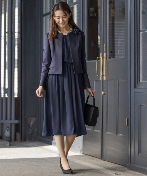 WEB限定】【24SP新作】ノーカラージャケット＆フレアワンピース  