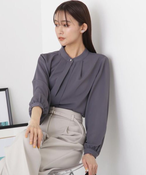 N Natural Beauty Basic(エヌナチュラルビューティベーシック)/スタンドカラーフロントタックブラウス 24SS/img03