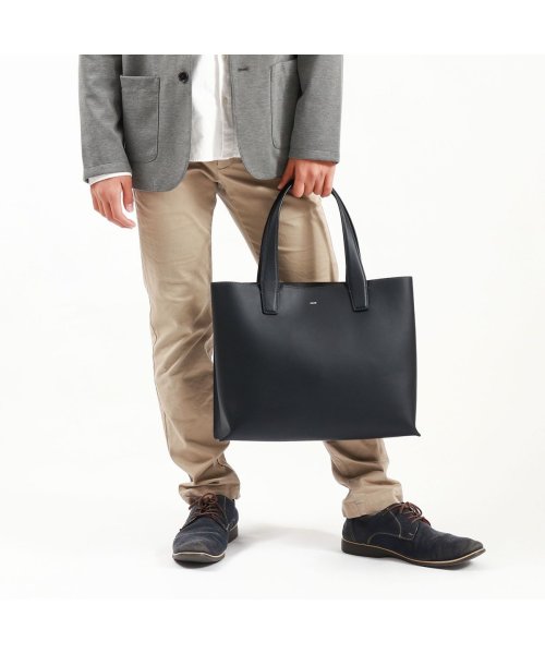 【日本正規品】ファーロ トートバッグ A4 FARO 本革 通勤バッグ ビジネス 通勤 13.6L 無地 Calma Tote Medium F2311B102 