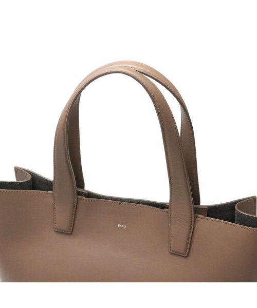 【日本正規品】ファーロ トートバッグ A4 FARO 本革 通勤バッグ ビジネス 通勤 13.6L 無地 Calma Tote Medium F2311B102 
