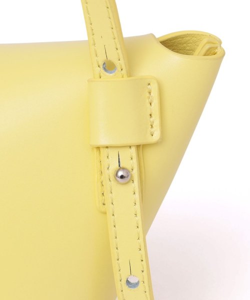 YAHKI: フラップ ショルダー バッグ YAHKI