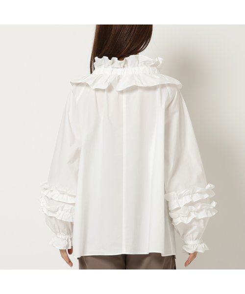 フリルカラーブラウス 