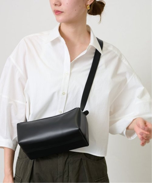 LA SCAIA rectangle shoulder LA FRAMeWORK