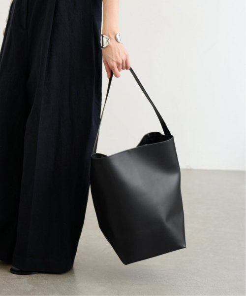 【LA SCAIA/ラスカイア】ビッグラウンドショルダー LA SCAIA/ラスカイア FRAMeWORK