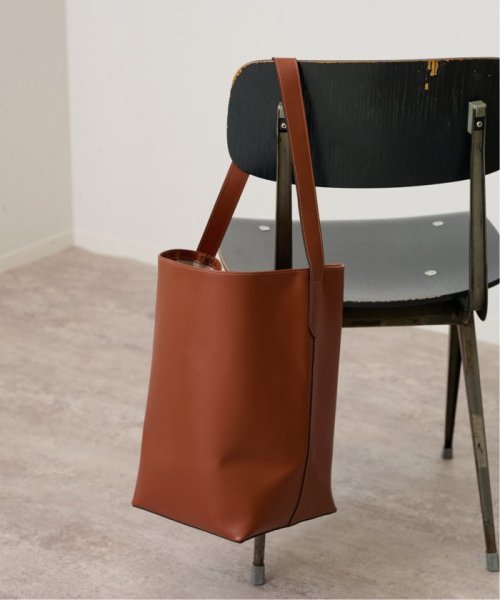 【LA SCAIA/ラスカイア】ビッグラウンドショルダー LA SCAIA/ラスカイア FRAMeWORK