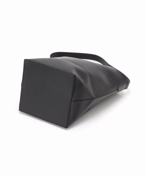 【LA SCAIA/ラスカイア】ビッグラウンドショルダー LA SCAIA/ラスカイア FRAMeWORK