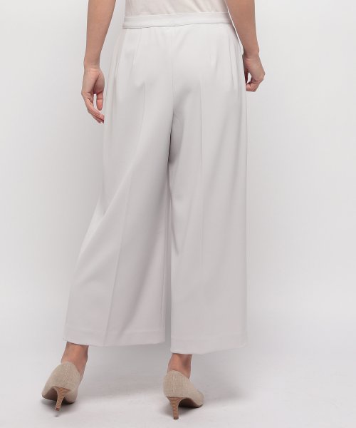 ワイドクロップドパンツ B80