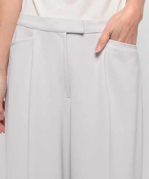 ワイドクロップドパンツ B80