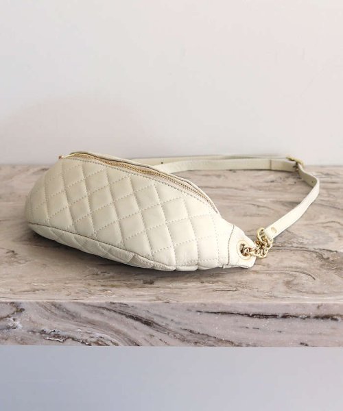 【AULENTTI/オウレンティ】キルティングウエストバッグ AULENTTI/オウレンティ