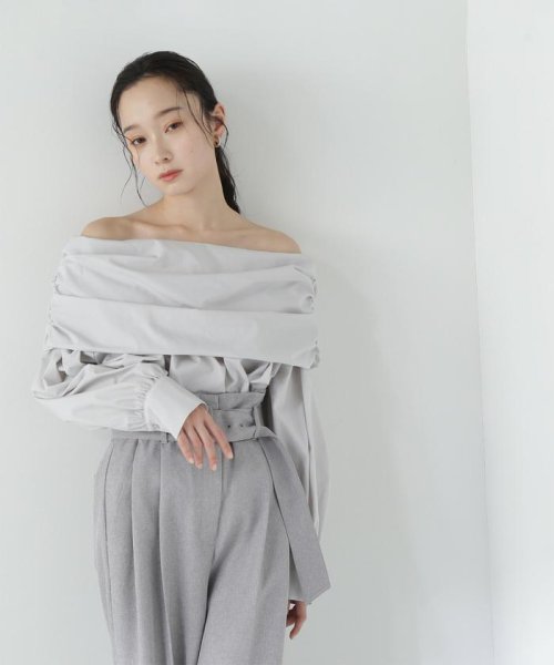 NATURAL BEAUTY BASIC(ナチュラルビューティーベーシック)/オフショルブラウス　24SS/img03