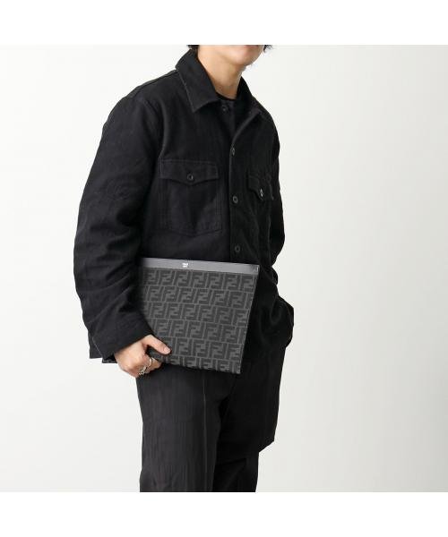 FENDI クラッチバッグ 7N0135 AFBV FFロゴ クラッチバッグ FENDI 7N0135 AFBV リストレット付き