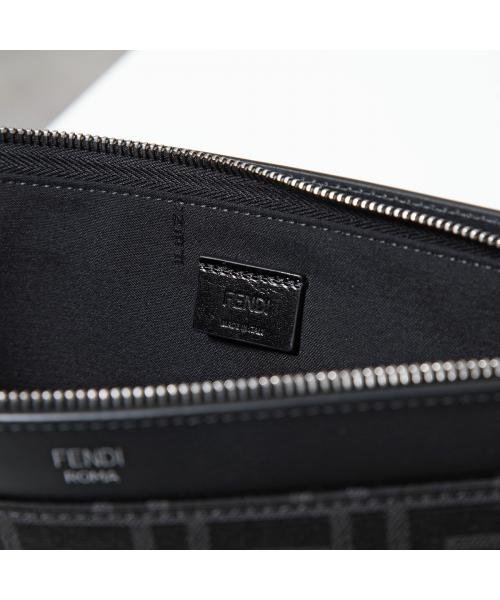 FENDI クラッチバッグ 7N0135 AFBV FFロゴ クラッチバッグ FENDI 7N0135 AFBV リストレット付き