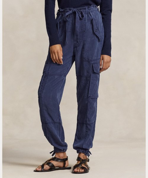 リネンブレンド ツイル カーゴ パンツ テーパードフィット ドローストリング付きカフス