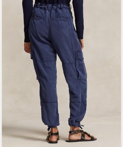 リネンブレンド ツイル カーゴ パンツ テーパードフィット ドローストリング付きカフス