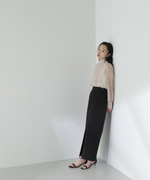 NATURAL BEAUTY BASIC(ナチュラルビューティーベーシック)/ハイネックボリュームシアーブラウス　24SS/img09