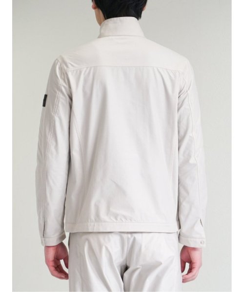 ブライトニット スタンドブルゾン(セットアップ可能) メンズ ブルゾン ライトアウター コート ビジネス カジュアル アウター 通勤 仕事 厚手 薄手 軽い 軽 商品説明レノマ オム/renoma HOMMEブライトニット スタンドブルゾン(セットアップ可能)■素材特徴ポリエステル糸を使用した薄手のスト B1331275261(10189円)