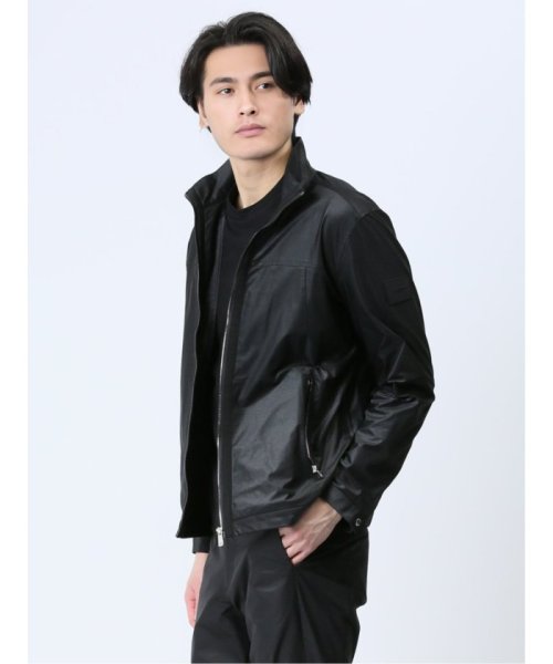 ブライトニット スタンドブルゾン(セットアップ可能) メンズ ブルゾン ライトアウター コート ビジネス カジュアル アウター 通勤 仕事 厚手 薄手 軽い 軽 商品説明レノマ オム/renoma HOMMEブライトニット スタンドブルゾン(セットアップ可能)■素材特徴ポリエステル糸を使用した薄手のスト B1331275261(10189円)