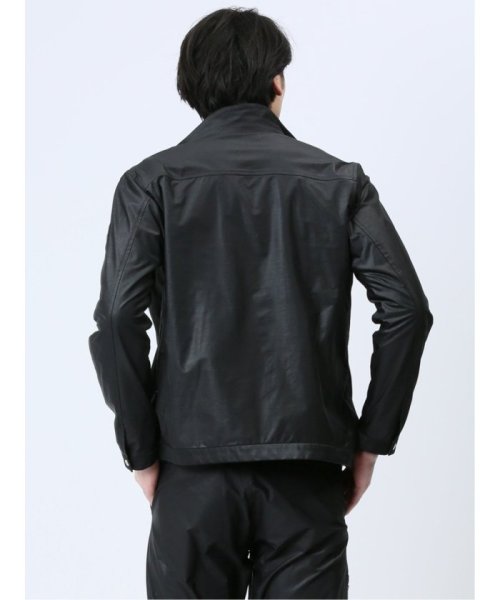 ブライトニット スタンドブルゾン(セットアップ可能) メンズ ブルゾン ライトアウター コート ビジネス カジュアル アウター 通勤 仕事 厚手 薄手 軽い 軽 商品説明レノマ オム/renoma HOMMEブライトニット スタンドブルゾン(セットアップ可能)■素材特徴ポリエステル糸を使用した薄手のスト B1331275261(10189円)