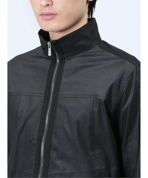 ブライトニット スタンドブルゾン(セットアップ可能) メンズ ブルゾン ライトアウター コート ビジネス カジュアル アウター 通勤 仕事 厚手 薄手 軽い 軽 商品説明レノマ オム/renoma HOMMEブライトニット スタンドブルゾン(セットアップ可能)■素材特徴ポリエステル糸を使用した薄手のスト B1331275261(10189円)