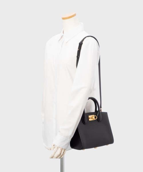 サルヴァトーレ フェラガモ Salvatore Ferragamo ハンドバッグ 211424 750 036 レディース バッグ ショルダーバッグ 2way 5cm 長さ また