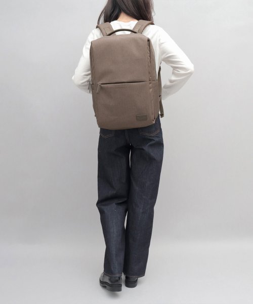 YAKPAK ヤックパック 撥水加工 ヘザーカラー スクエア ビジネスリュック スマートリュック バックパック 大容量 23L 通勤 通学 ビジネス 仕事 ■Point YAKPAK ヤックパック 撥水加工 通勤 1層目 0cm 2層目 0cm/マチ