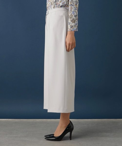 ワイドクロップドパンツ B80