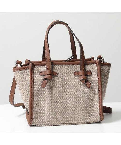 GIANNI CHIARINI BS 8065 SPIGA SE マルチェッラ ハンドバッグ 商品説明バティック調の総柄が特徴的なウール素材のハンドバッグ。コロンと G1403770572(10718円)