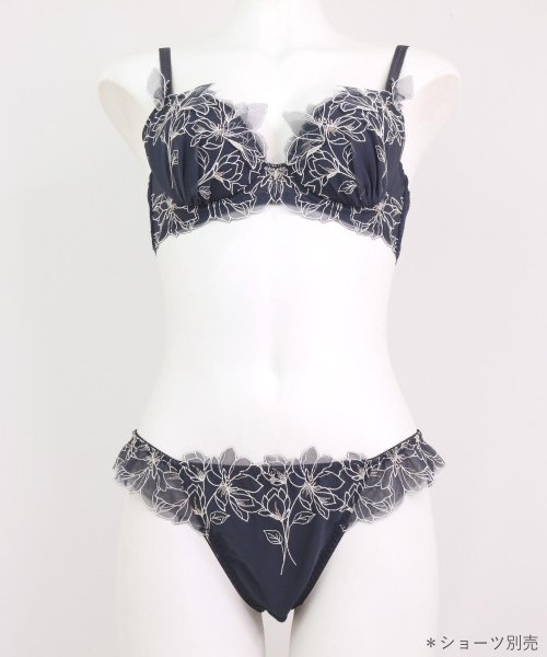 fran de lingerie(フランデランジェリー)/軽やかに揺れるチュールフラワー安定感◎のすっきりバストメイク 「ノーブルティアラブラ002 ブラジャー（ワイヤー有り）」 ブラジャー/img23