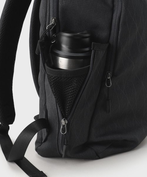 【多機能・軽量】シャドーライン リュック 軽くて