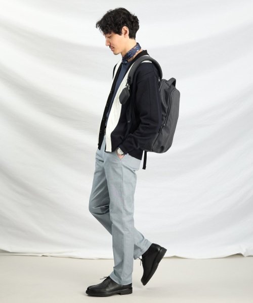【多機能・軽量】シャドーライン リュック 軽くて