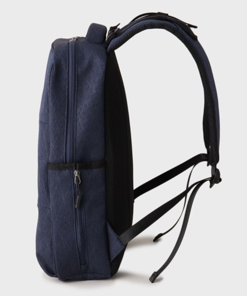 【軽量】ONOFF シャドーライン バックパック 軽くて