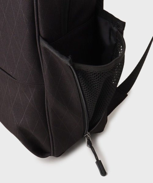 【軽量】ONOFF シャドーライン バックパック 軽くて