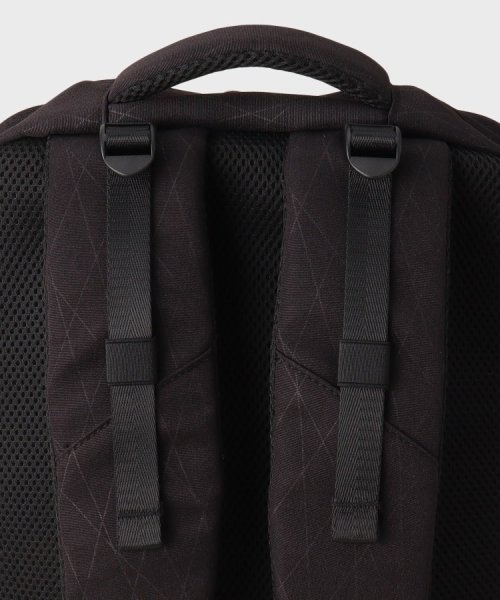 【軽量】ONOFF シャドーライン バックパック 軽くて