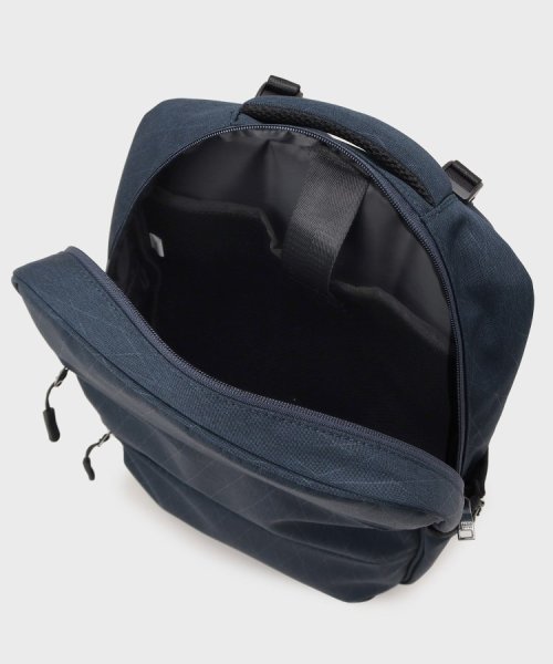 【軽量】ONOFF シャドーライン バックパック 軽くて