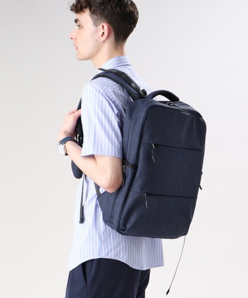 【軽量】ONOFF シャドーライン バックパック 軽くて