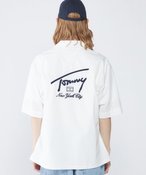 TOMMY JEANS(トミージーンズ)/ツイストショートスリーブシャツ/img01