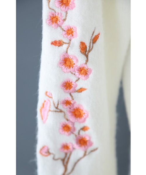 CAWAII(カワイイ)/春を呼ぶ桜刺繍スリーブのニットプルオーバートップス/img21