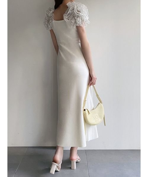 イントリケートフリルコンビニットワンピース 予めご了承ください