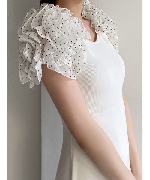 イントリケートフリルコンビニットワンピース 予めご了承ください