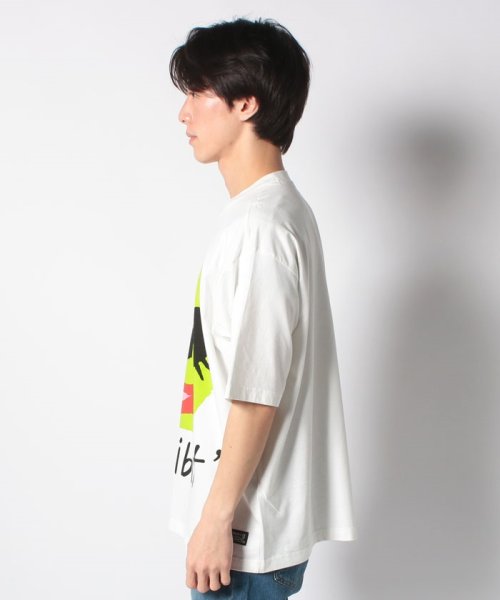 LEVI’S OUTLET(リーバイスアウトレット)/LEVI'S(R) SKATE グラフィック Tシャツ ホワイト RRIBIT GREEN/img01