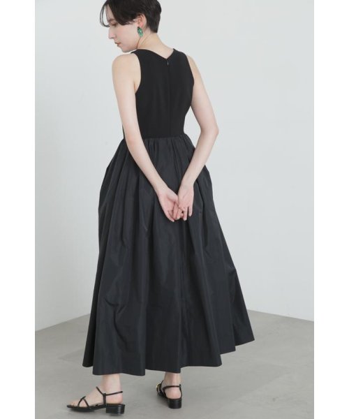 タックドッキングタックドレス 