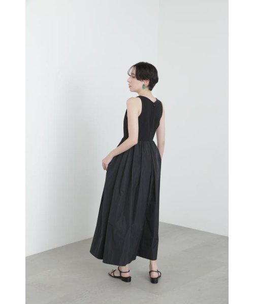 タックドッキングタックドレス 