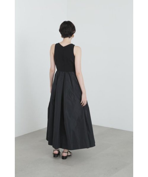 タックドッキングタックドレス 