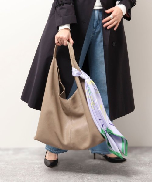 【AULENTTI/ オーレンティ】◇【WEB限定】チェーンミニバッグ付きワンショルダーバッグ WEB限定