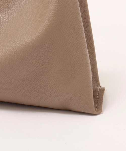 【AULENTTI/ オーレンティ】◇【WEB限定】チェーンミニバッグ付きワンショルダーバッグ WEB限定