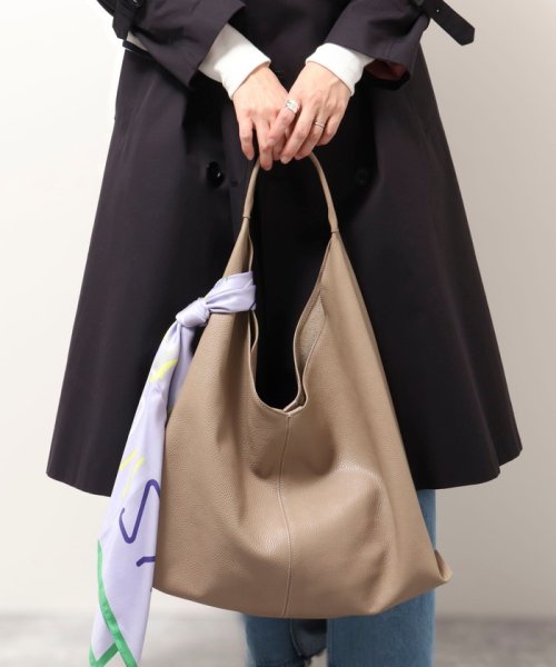 【AULENTTI/ オーレンティ】◇【WEB限定】チェーンミニバッグ付きワンショルダーバッグ WEB限定